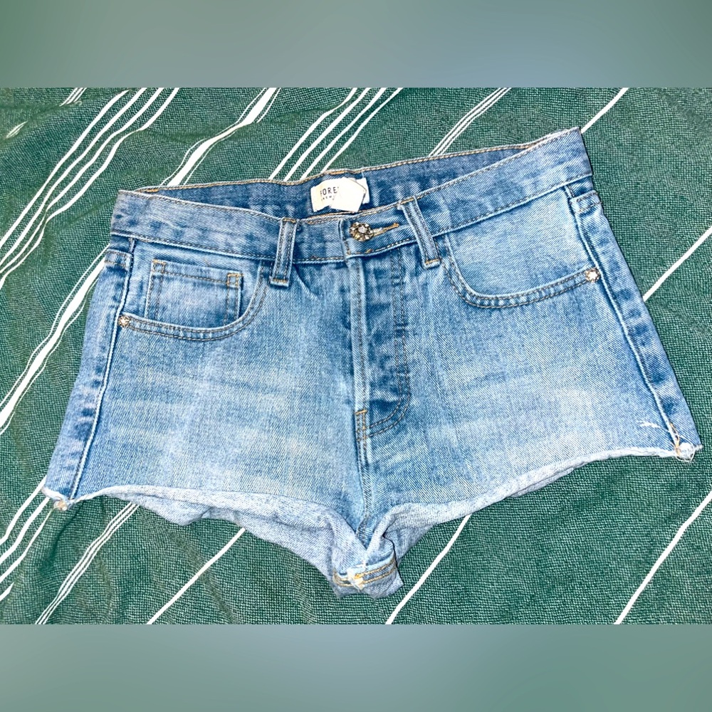 Forever 21 Button Fly Jean Shorts 🌵26